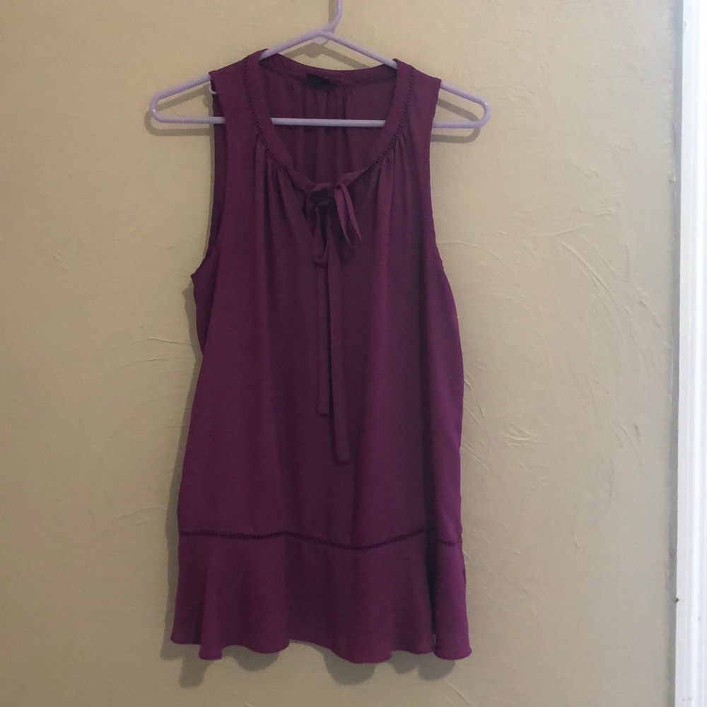 Mossimo Sleeveless tie neck blouse